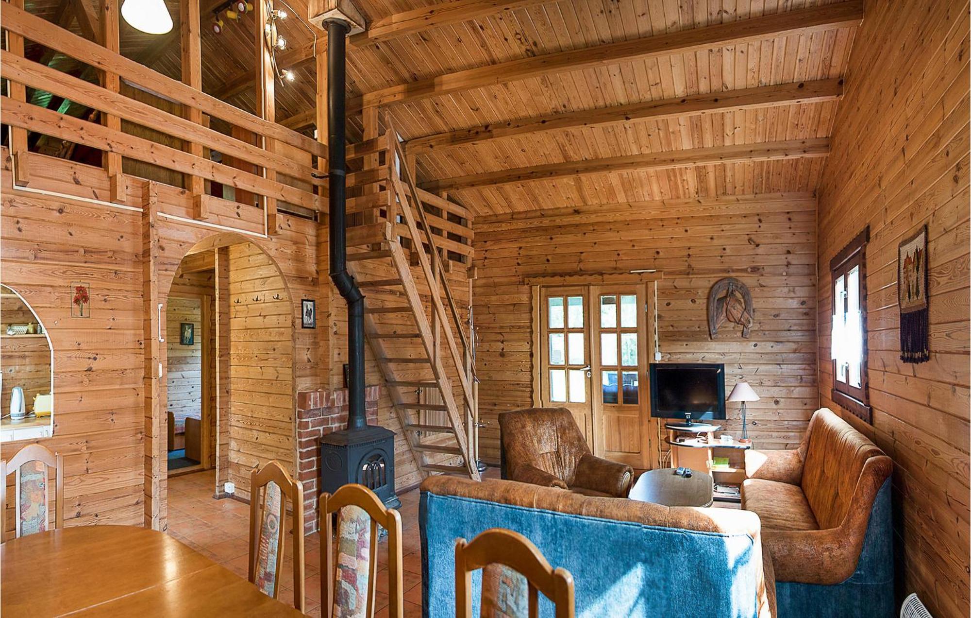 Nice Home In Mscice With Kitchen Exterior foto